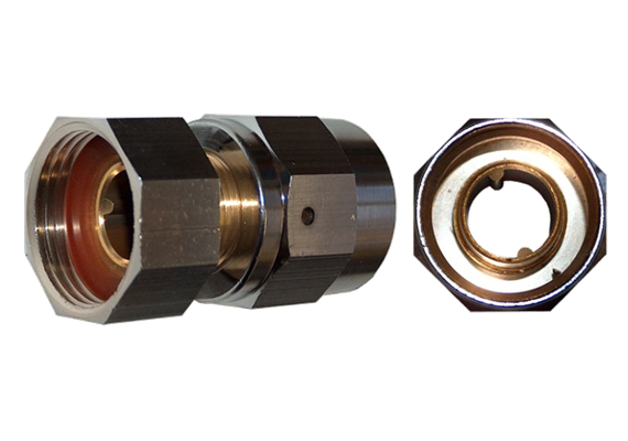 Raccordo 1" femmina per stazioni di servizio per tubi 19x6 mm