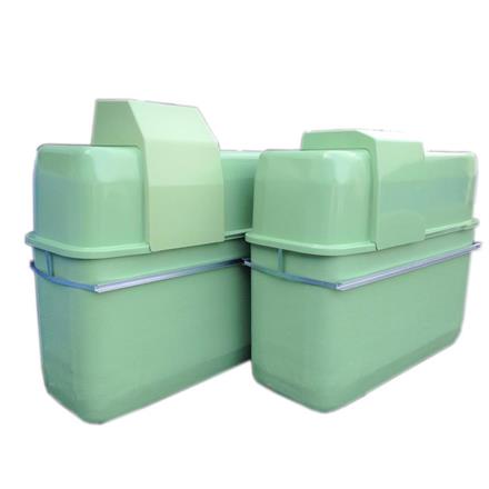 Vasca di contenimento con copercio in PFV per cisterna 1500L